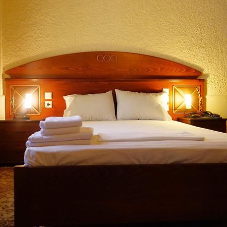 Chania Hotel Luaran gambar
